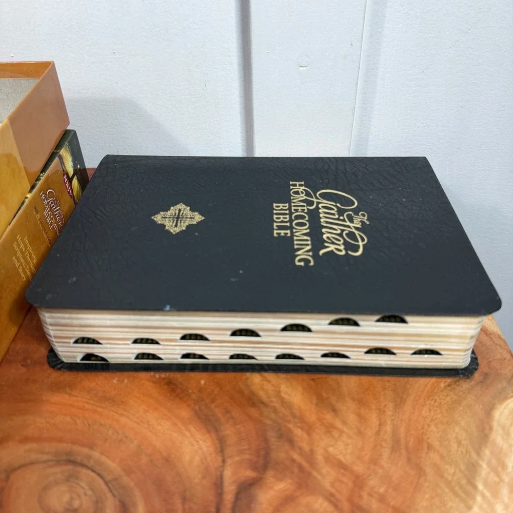 The Gaither Homecoming Bible NKJV Black Bonded Leather Bill Gloria Gaither Boxed - Picture 6 of 13